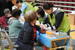 서울대병원 강남센터 오아시스 의료봉사단, 장수군 찾아 취약계층 무료 순회 진료