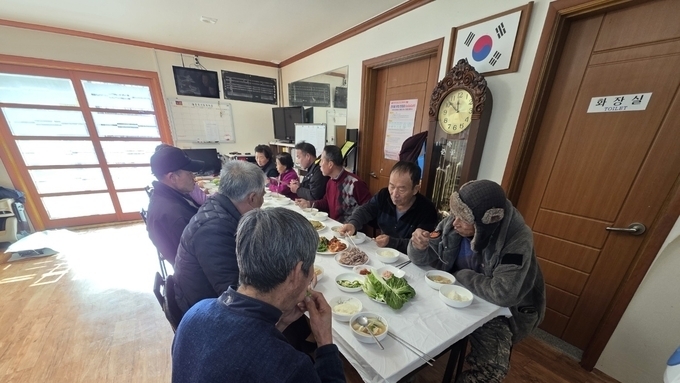진안군, ‘촌스런 마을여행’ 외사양마을 자치연금 이어 상가막마을 연중 공동급식 추진