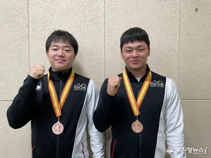 최행남(왼쪽), 최지호(오른쪽)