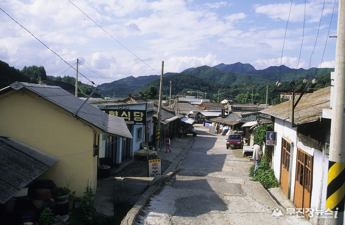 용담호 특별전 전시사진2