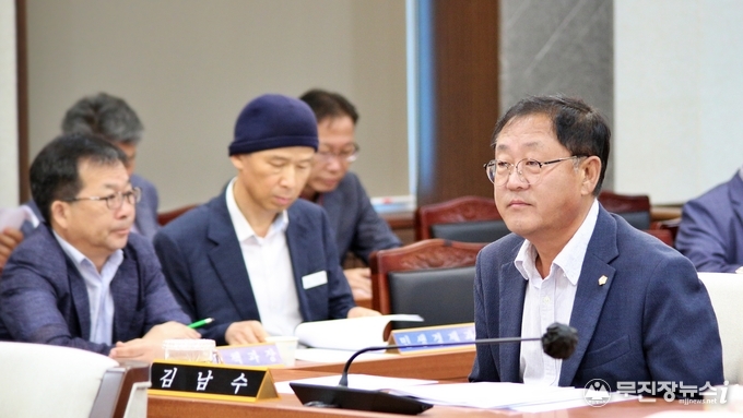 김광훈 산업건설위원장