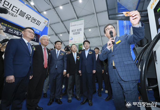  제22차 세계한인비즈니스대회-기업전시관