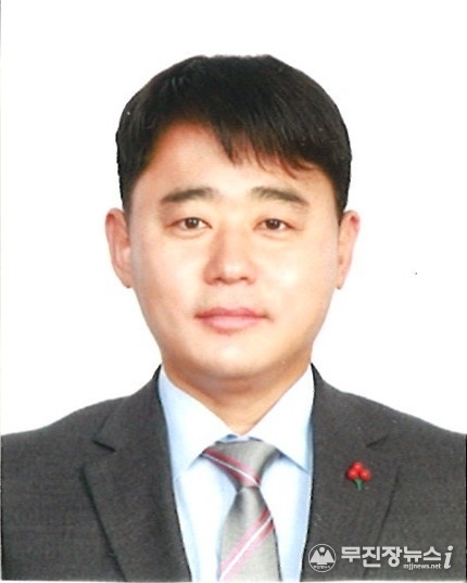 김진영