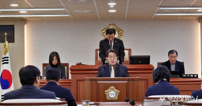 발언 하는 한국희 의원