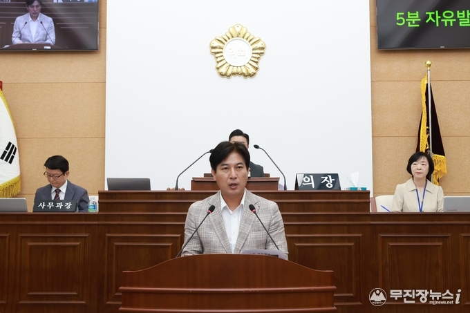 <strong>최윤선 위원장</strong>