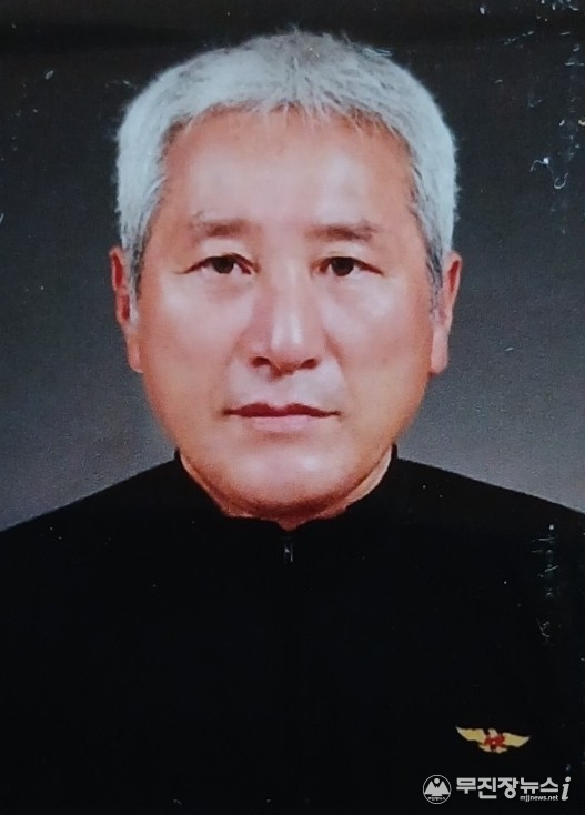 박종석
