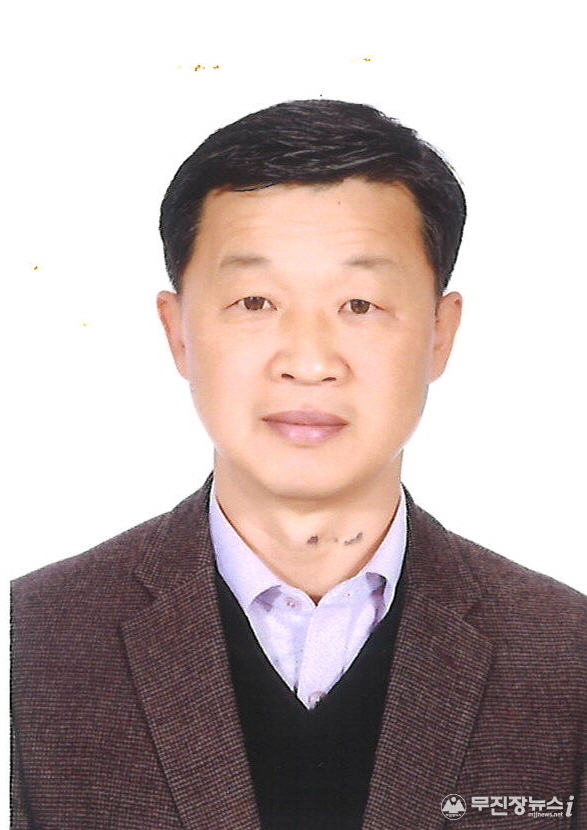 김만성