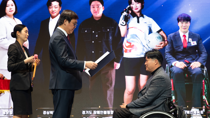 장수군장애인체육회 탁구단 백영복 선수, ‘체육훈장 맹호장’ 수훈