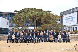 장수군, 2025년 하반기 직원 이퇴임식