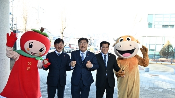 김관영 전북도지사, 장수군 찾아 현장 중심 소통 행보