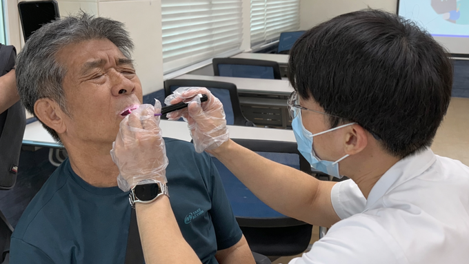 무주군, 저소득층 어르신 의치 지원... 치과의원 5곳과 협약 체결