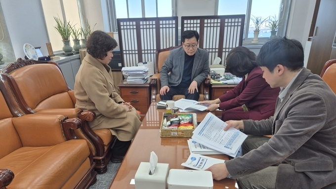 장수군, 연초 국회 방문... 국회와 주요 현안 공유