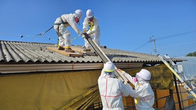 무주군, ‘슬레이트 처리 및 지붕개량 지원사업’ 추진